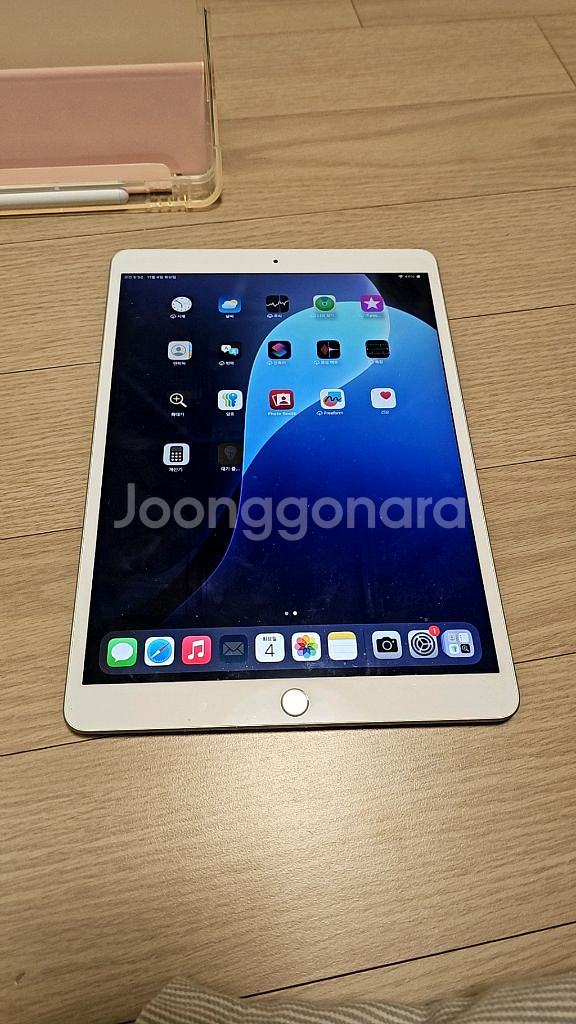 애플 아이패드 에어3 64gb 펜슬 포함 와이파이--2