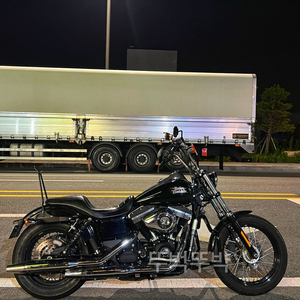 할리데이비슨 다이나스트리트밥