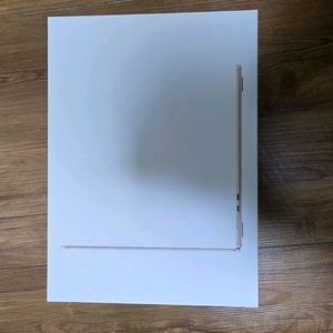 맥북에어 m4 15인치 기본형 스타라이트 미개봉