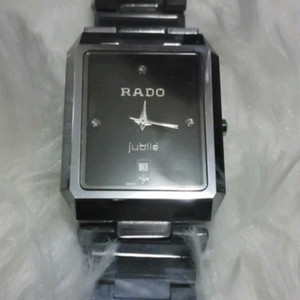 라도. 주빌레 다이아 블랙다이얼쿼츠시계(스위스정품)