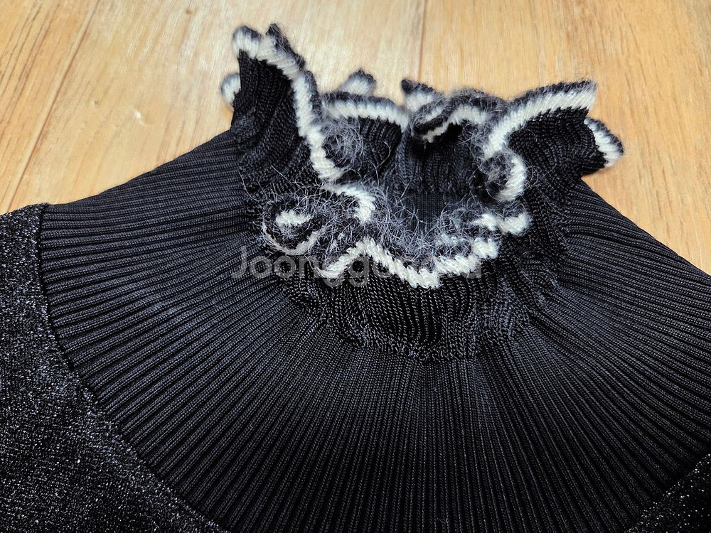 에센셜앤트워프(ESSENTIEL ANTWERP) 오리엔트 탑 프리사이즈--2