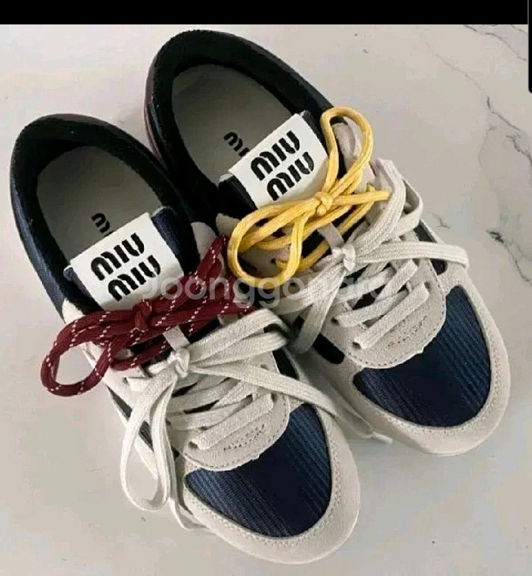 미우미우 스웨이드 스니커즈--0