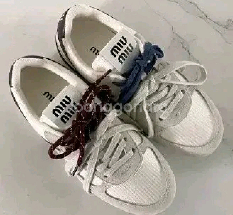 미우미우 스웨이드 스니커즈--1