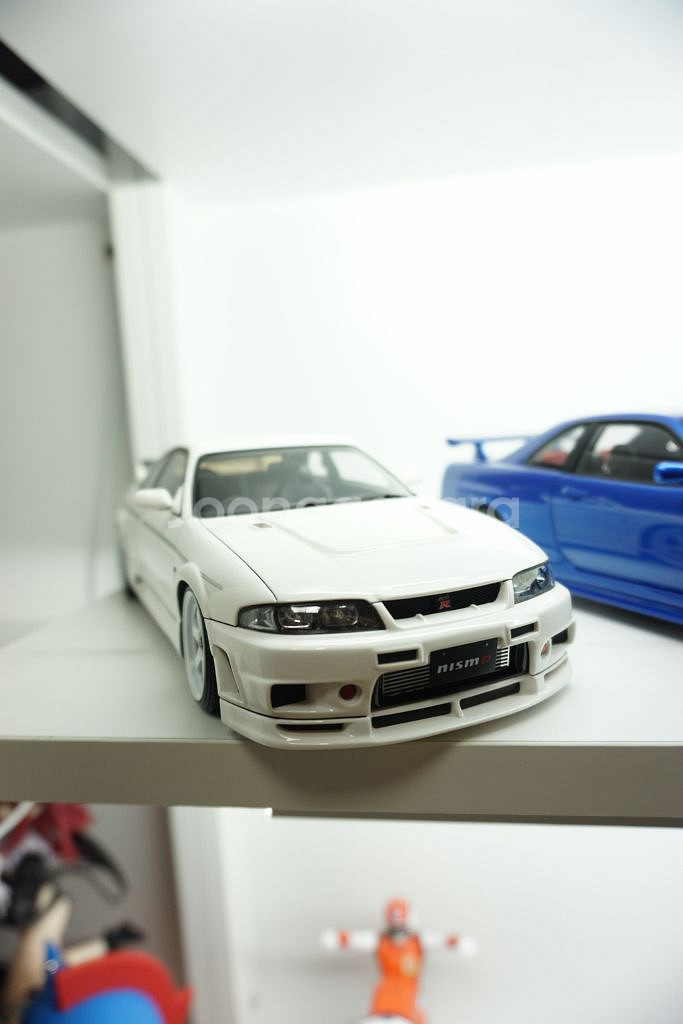 1/18 스카이라인 R33 이그니션모델 팝니다--0