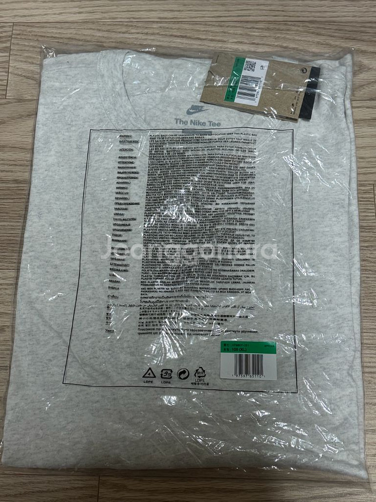 나이키 상의 오버사이즈 티셔츠 미개봉 처분합니다--0
