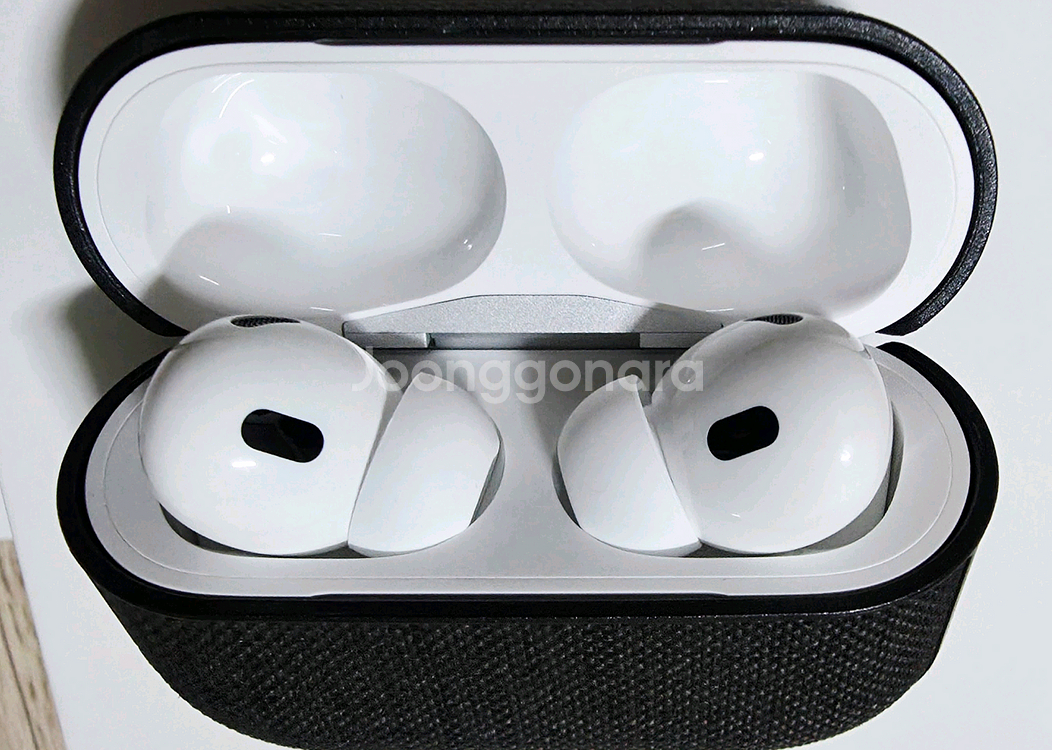 에어팟 프로 2세대 [제조연월 2025년 7월]--1