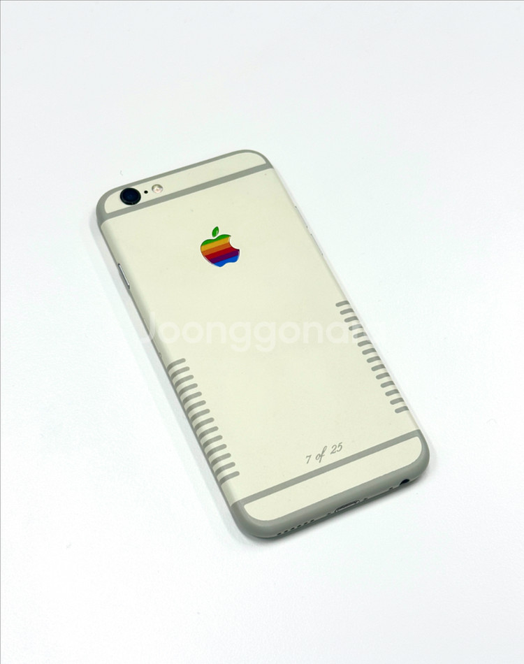 아이폰6s 레트로 (전세계 25대 한정판/새상품/128GB/배터리97%)--1