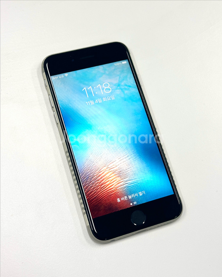 아이폰6s 레트로 (전세계 25대 한정판/새상품/128GB/배터리97%)--2