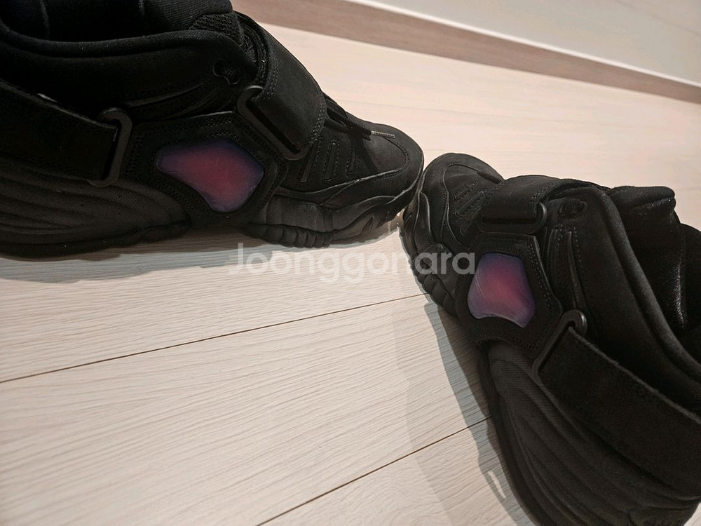 [270] 나이키x앰부쉬 에어 어저스트--3