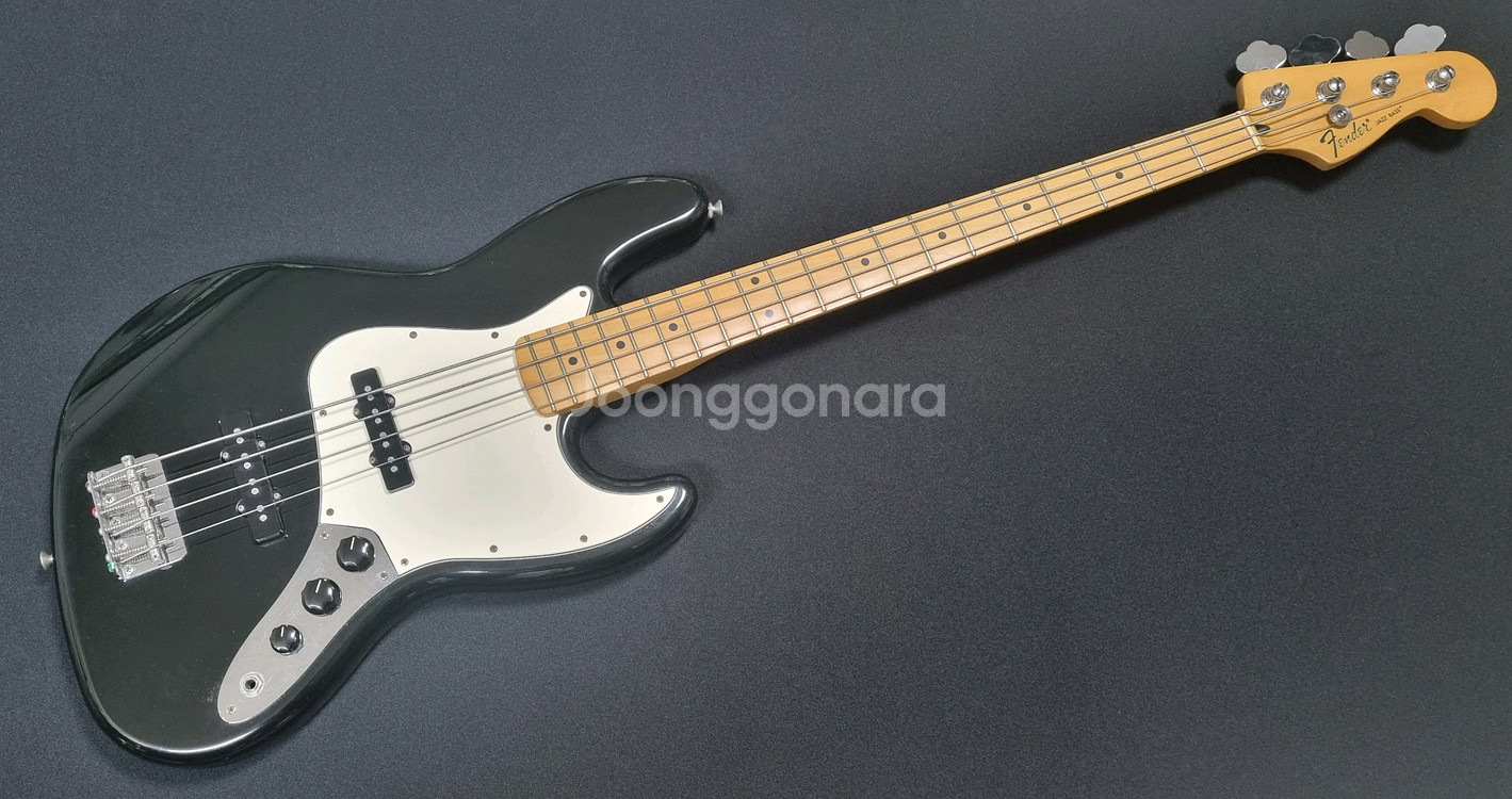 멕시코 펜더 재즈베이스 기타--0