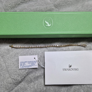 스와로브스키 Matrix 테니스 팔찌