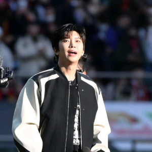 엘무드 임영웅 서킷레이서 자켓팝니다