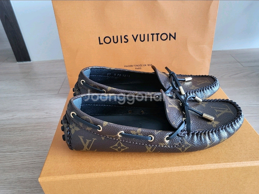루이비통 로퍼 37--3