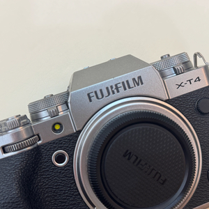 후지필름 x-t4