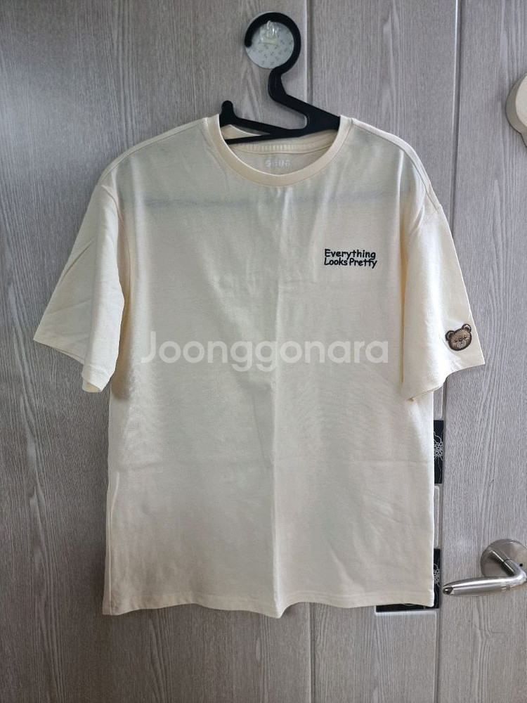 자수패치 반팔 티셔츠--0