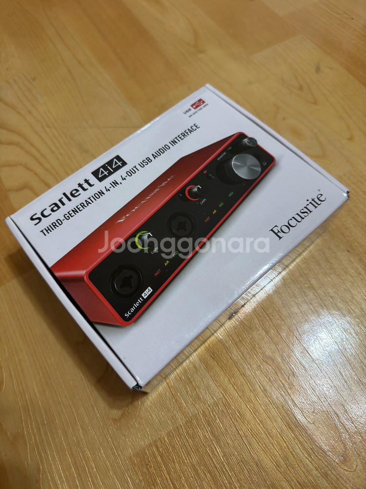 신동품 Focusrite 스칼렛 4i4 3세대 오디오 인터페이스--0