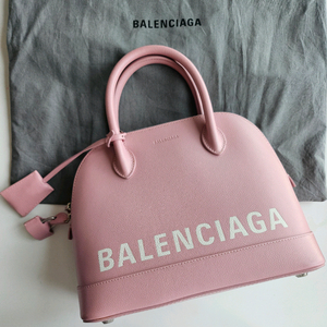 발렌시아가 빌탑, 딸기우유컬러