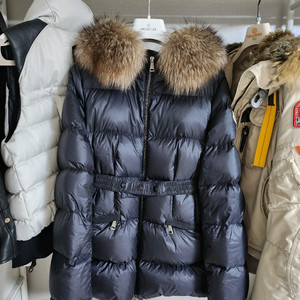 몽클레어 보에드 폭스퍼 블랙 1사이즈