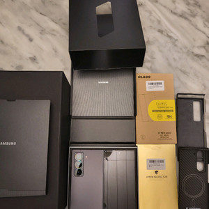 갤럭시 폴드se 512g 자급제 풀구성 상태 최상