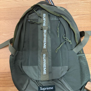 백팩 데일리 카키 (새거)