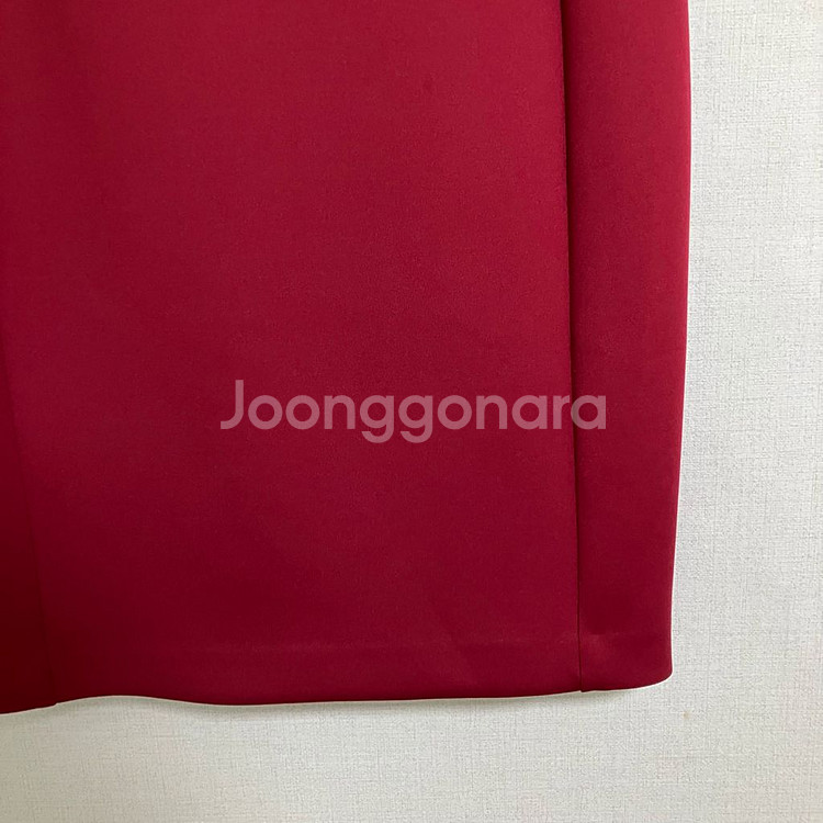 캘빈클라인 와인색 체인 장식 원피스--2