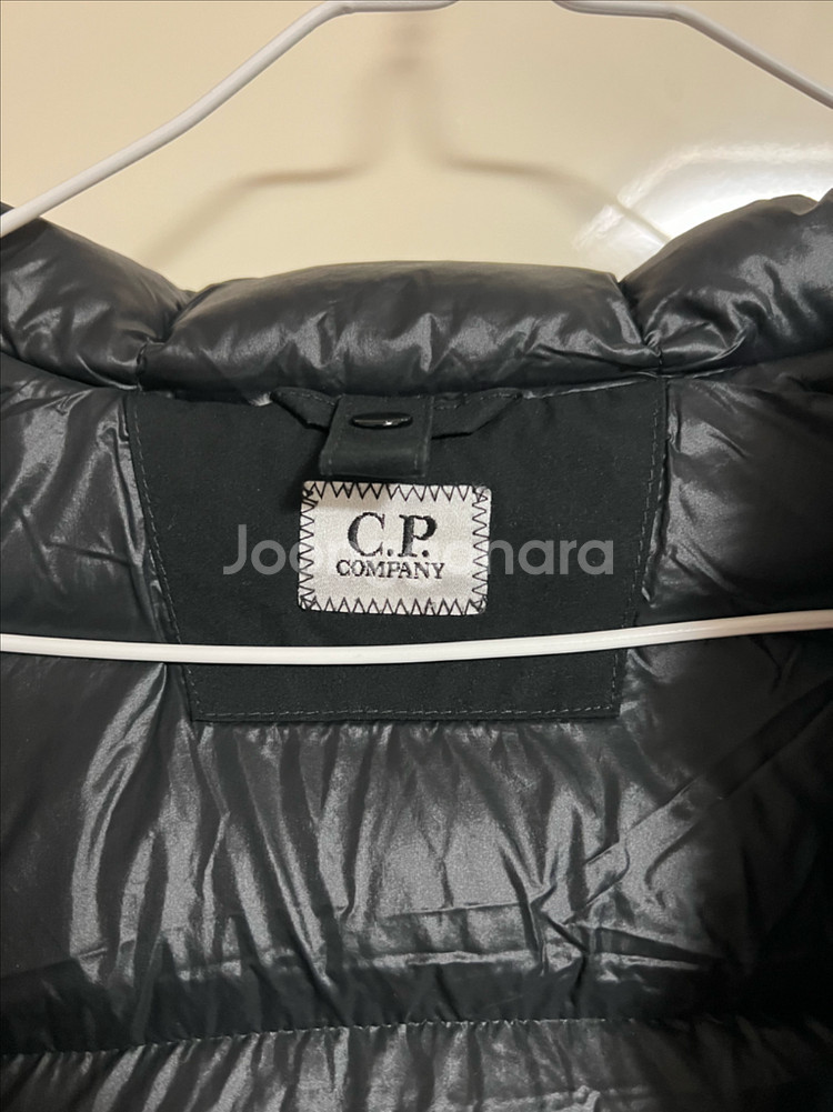 CP컴퍼니 DD쉘 패딩조끼 52사이즈(105-110)--6