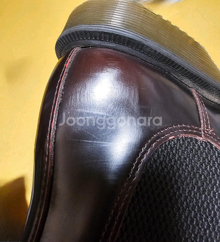 닥터마틴 플로라 첼시부츠 버건디 UK4--6