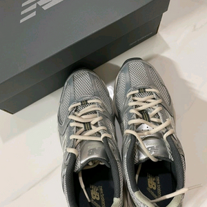 상태굿 275mm 뉴발란스 nb 530 어스 스틸 그레이 운동화