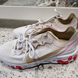 나이키 에어맥스250 운동화