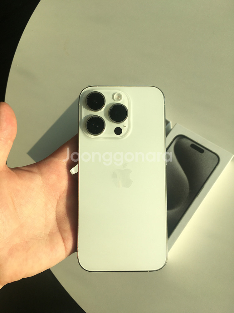 아이폰 15 프로 화이트 티타늄 256GB--4