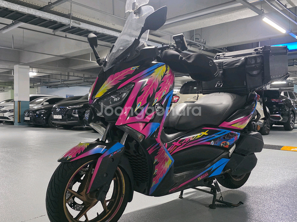 22년식 야마하 XMAX 300 스쿠터 판매합니다--2