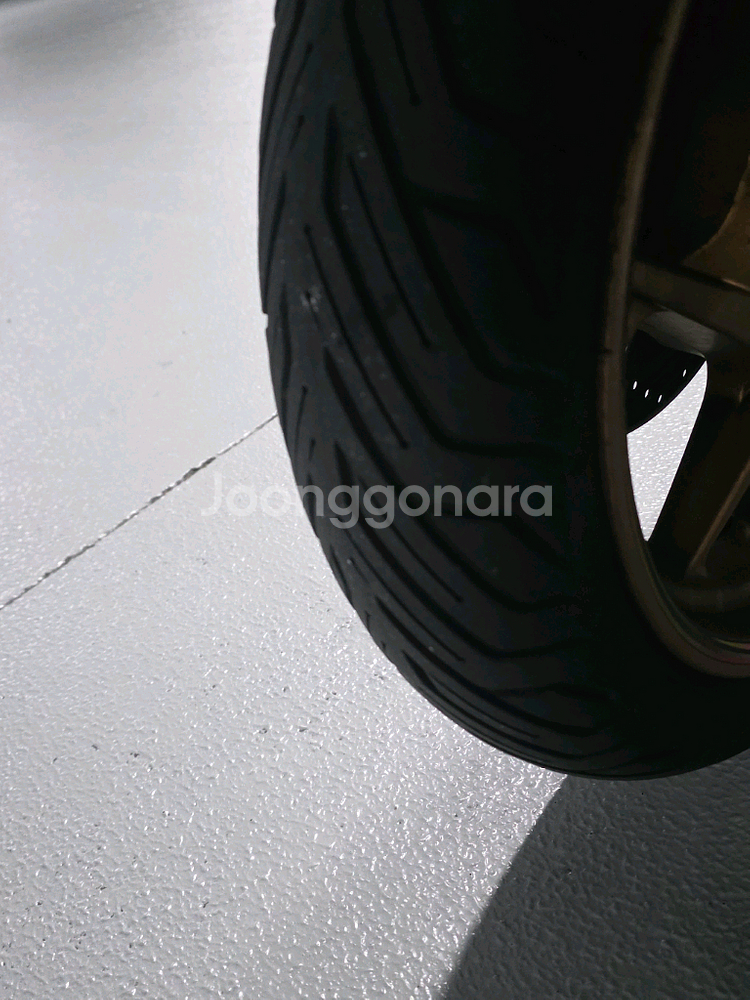 22년식 야마하 XMAX 300 스쿠터 판매합니다--6