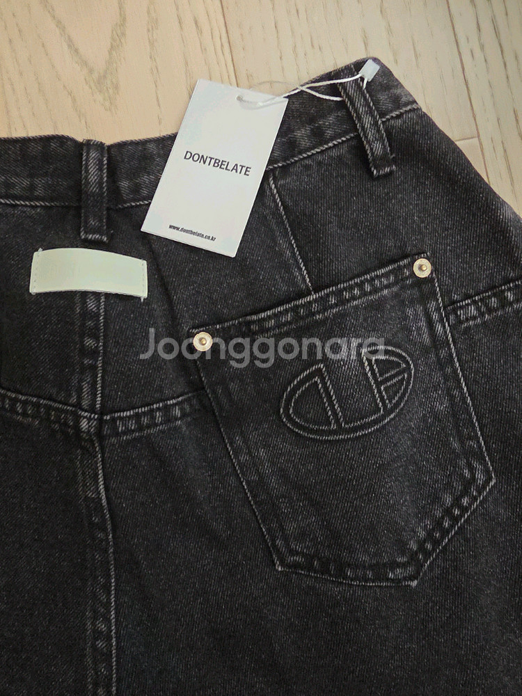 DONTBELATE 투턱 와이드 데님 블랙--0