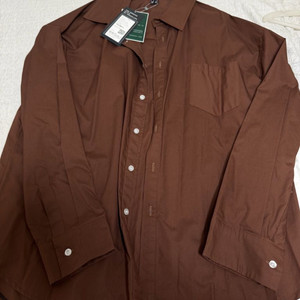 브라운셔츠 새거