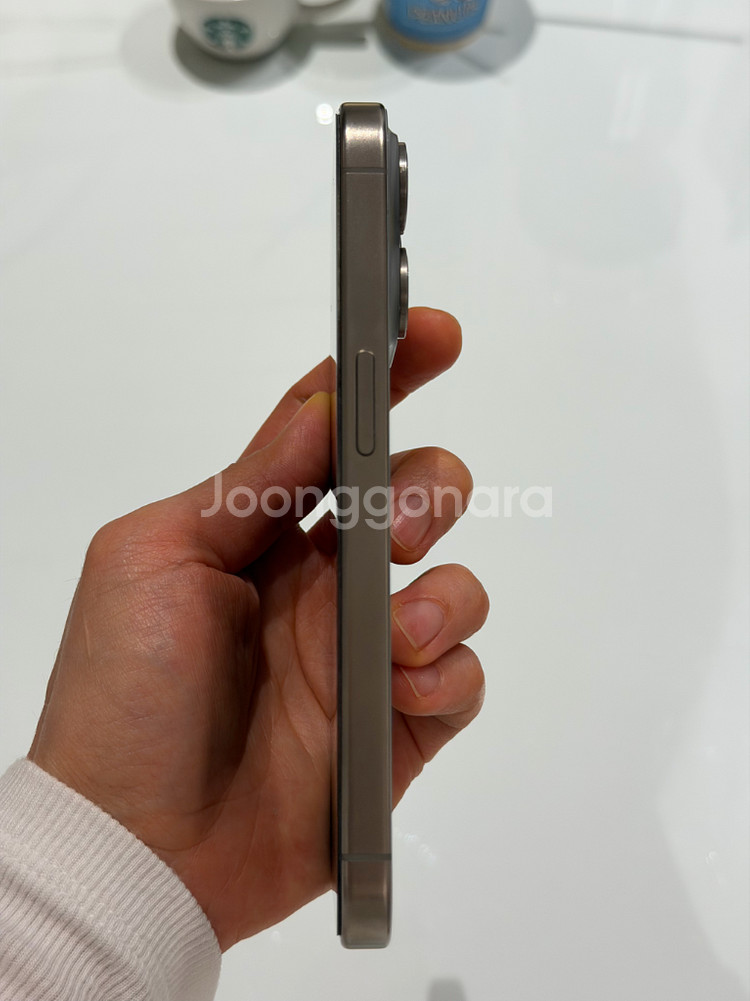 아이폰 15PRO 256GB 네추럴 티타늄 최상급(찔러보기 사절)--5