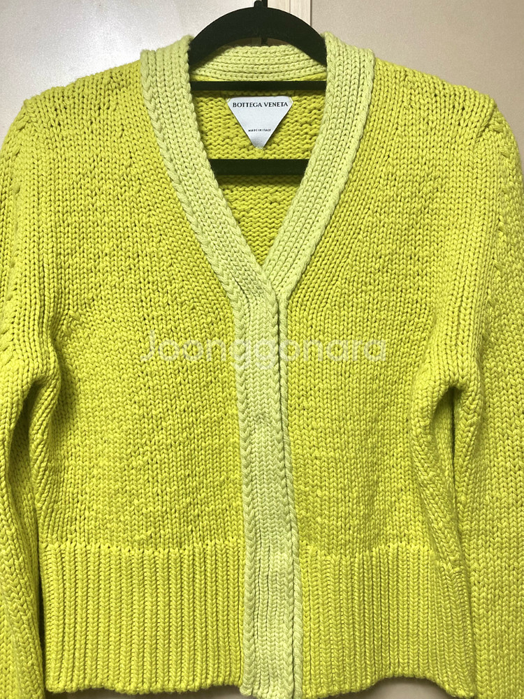보테가베네타 니트가디건(정가148)--3