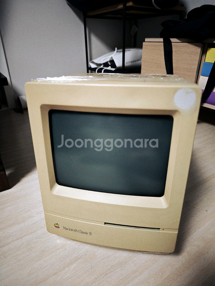 애플 매킨토시 클래식 II--0