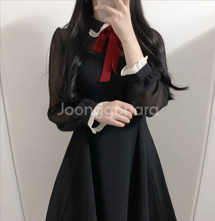 배색 리본 원피스--3