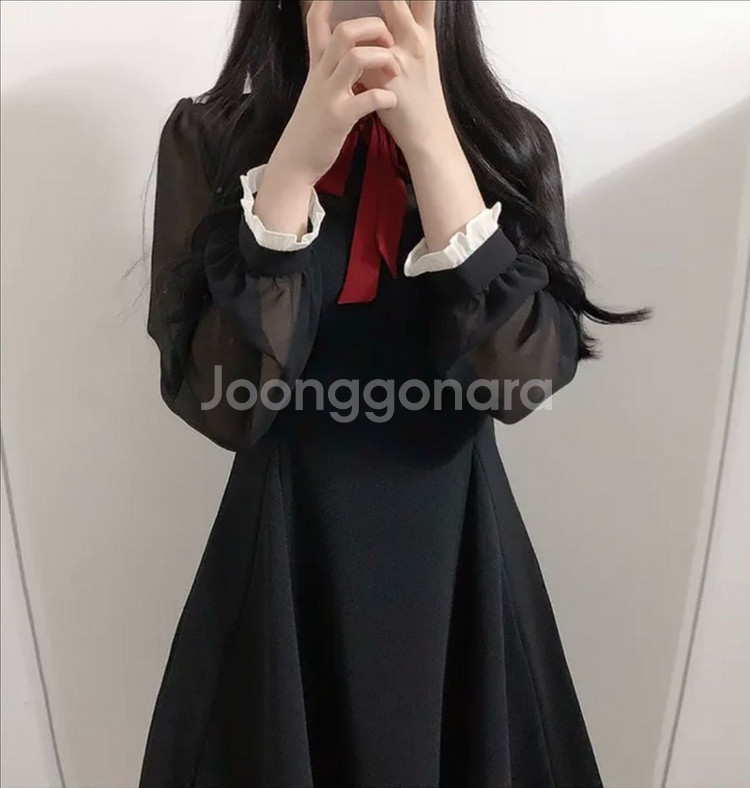 배색 리본 원피스--5