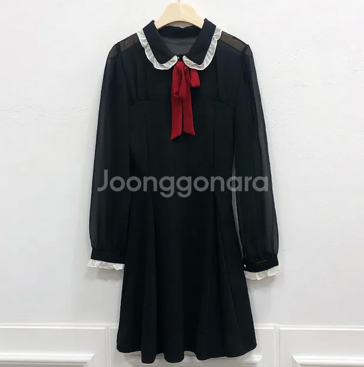 배색 리본 원피스--6