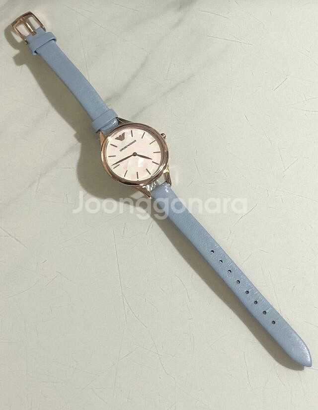 [랩핑그대로. 미사용새제품]엠포리오 아르마니 여성 가죽 시계--5