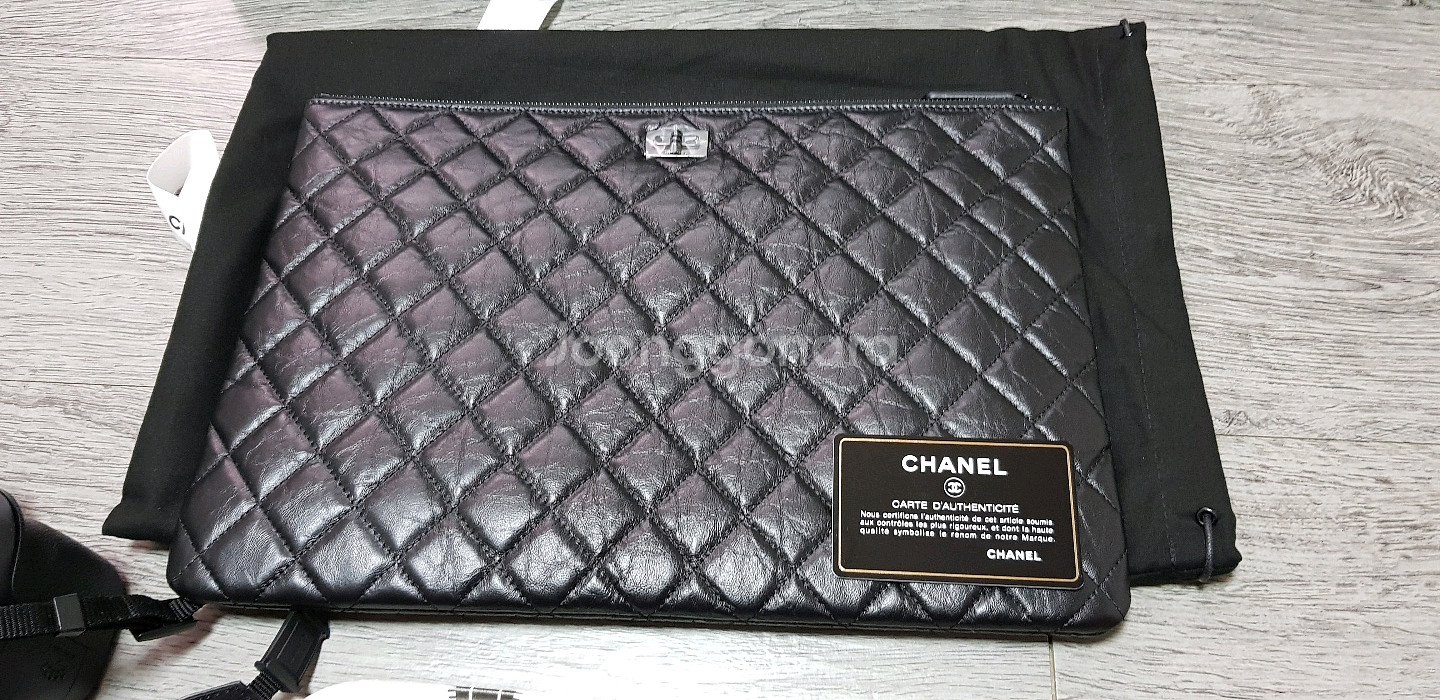 2.55 샤넬 빈티지 카프스킨 클러치백 올블랙--0