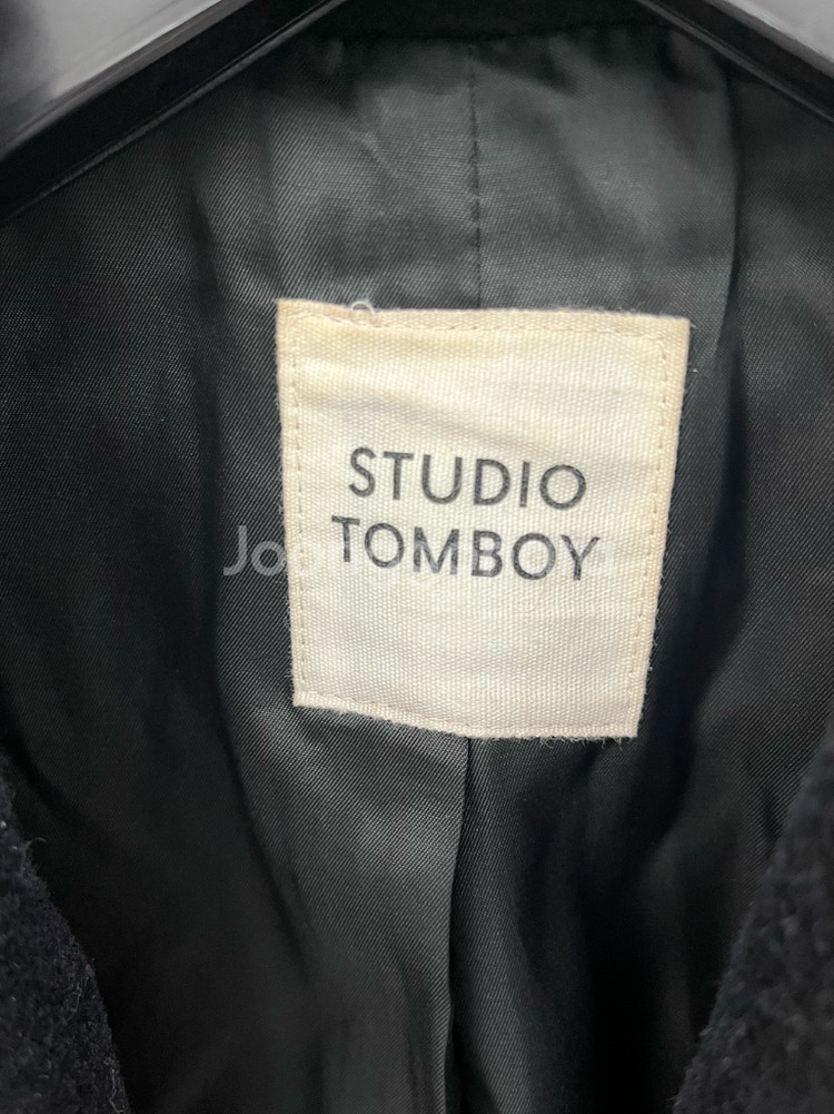스튜디오 톰보이 블랙 코트--3