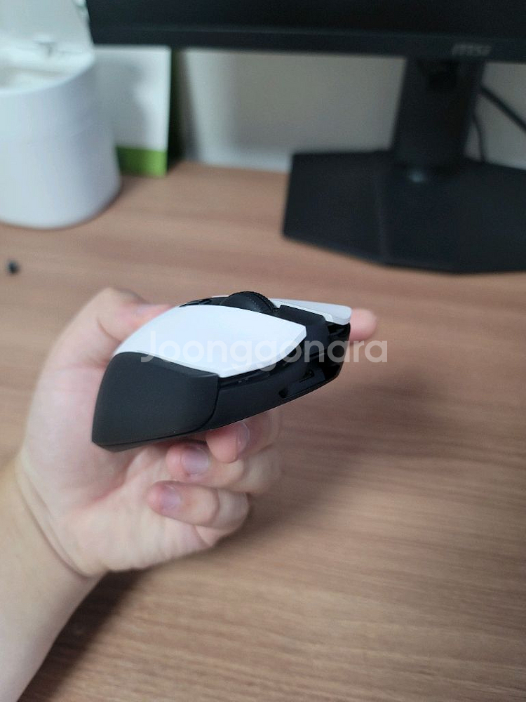 로지텍 G703 화이트 무선 마우스 (저소음 무소음)--4