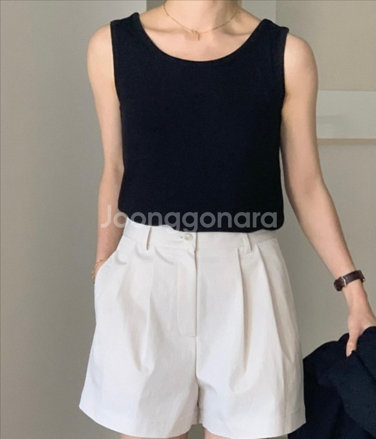 BR 브런치(도매택) 화이트 핀턱 반바지(도리팬츠) S--0