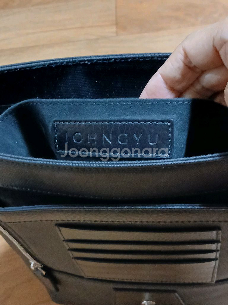 죤규. 넘성 가죽 서류가방--1