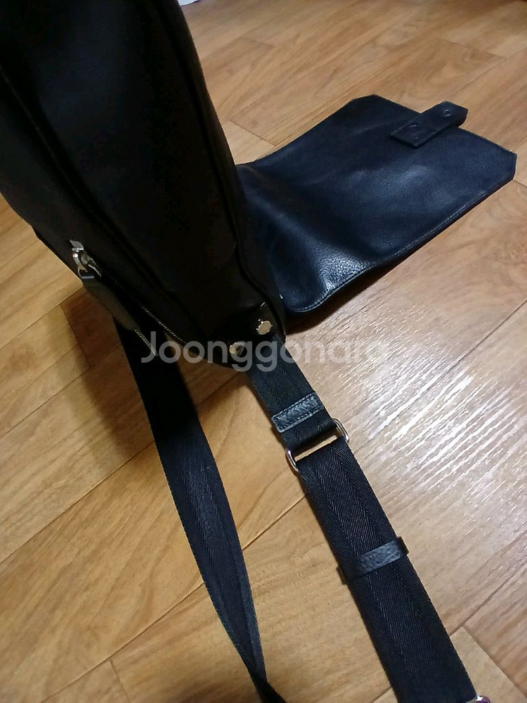 죤규. 넘성 가죽 서류가방--9