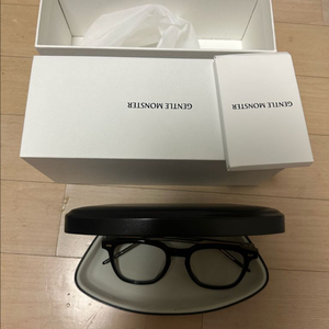 젠틀몬스터 안경테