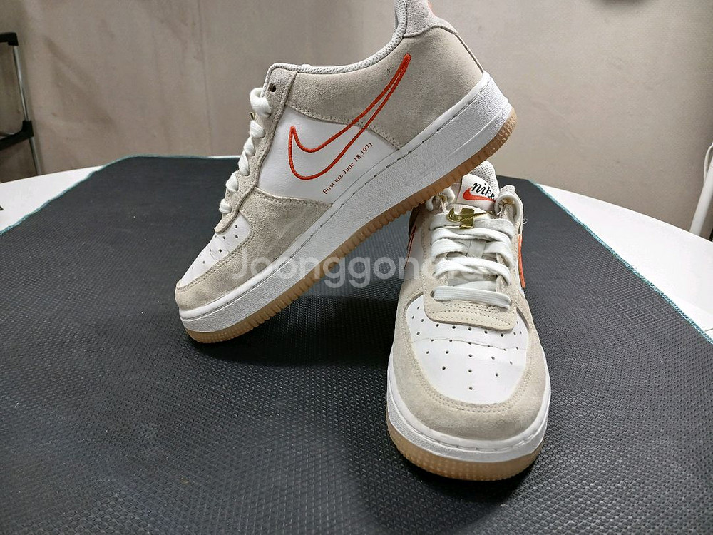 나이키 에어포스1 로우 크림--0