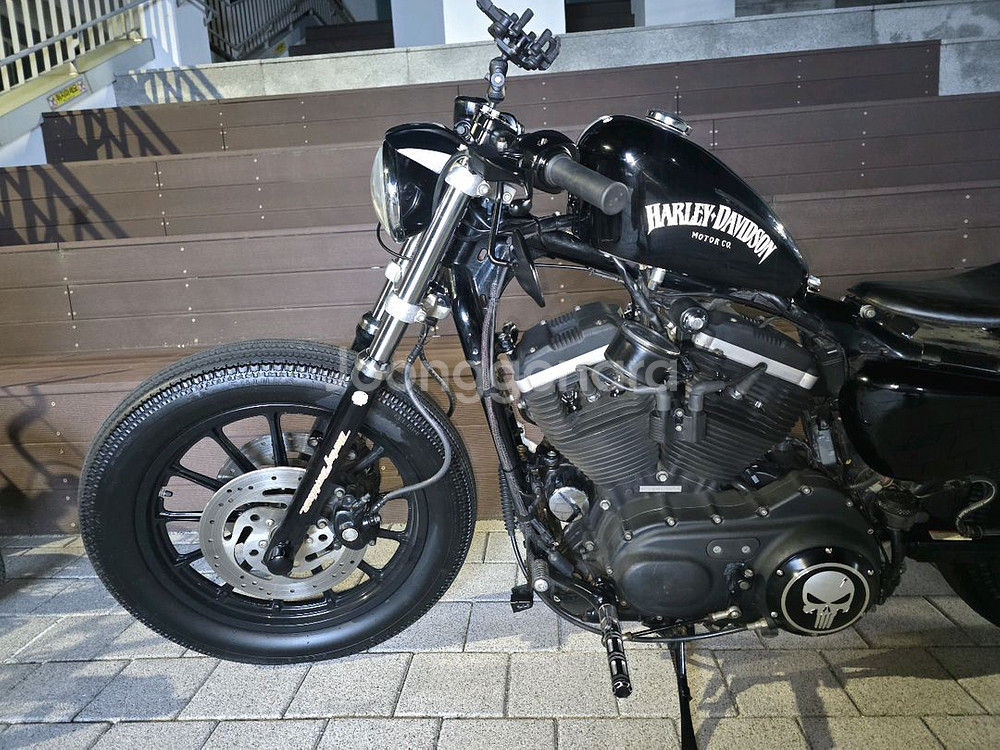 할리데이비슨 883 오토바이--2